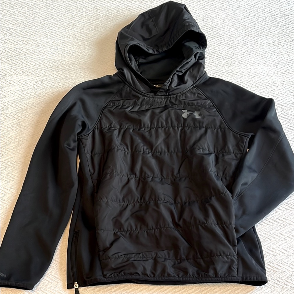 Boys Under Armour Jet Black Pullover Size Large